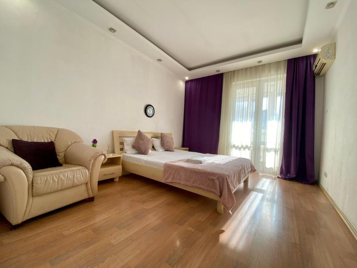 Central Apartments Odessa Luaran gambar