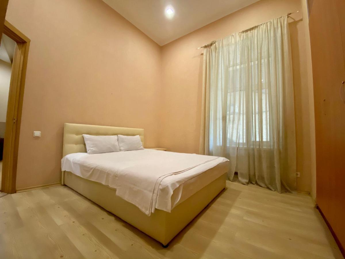 Central Apartments Odessa Luaran gambar