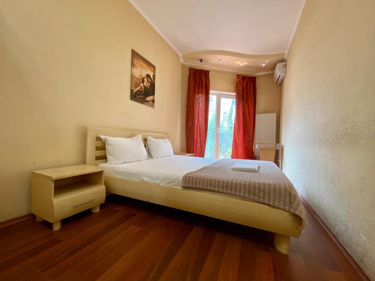 Central Apartments Odessa Luaran gambar