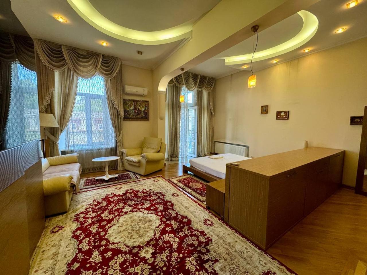 Central Apartments Odessa Luaran gambar