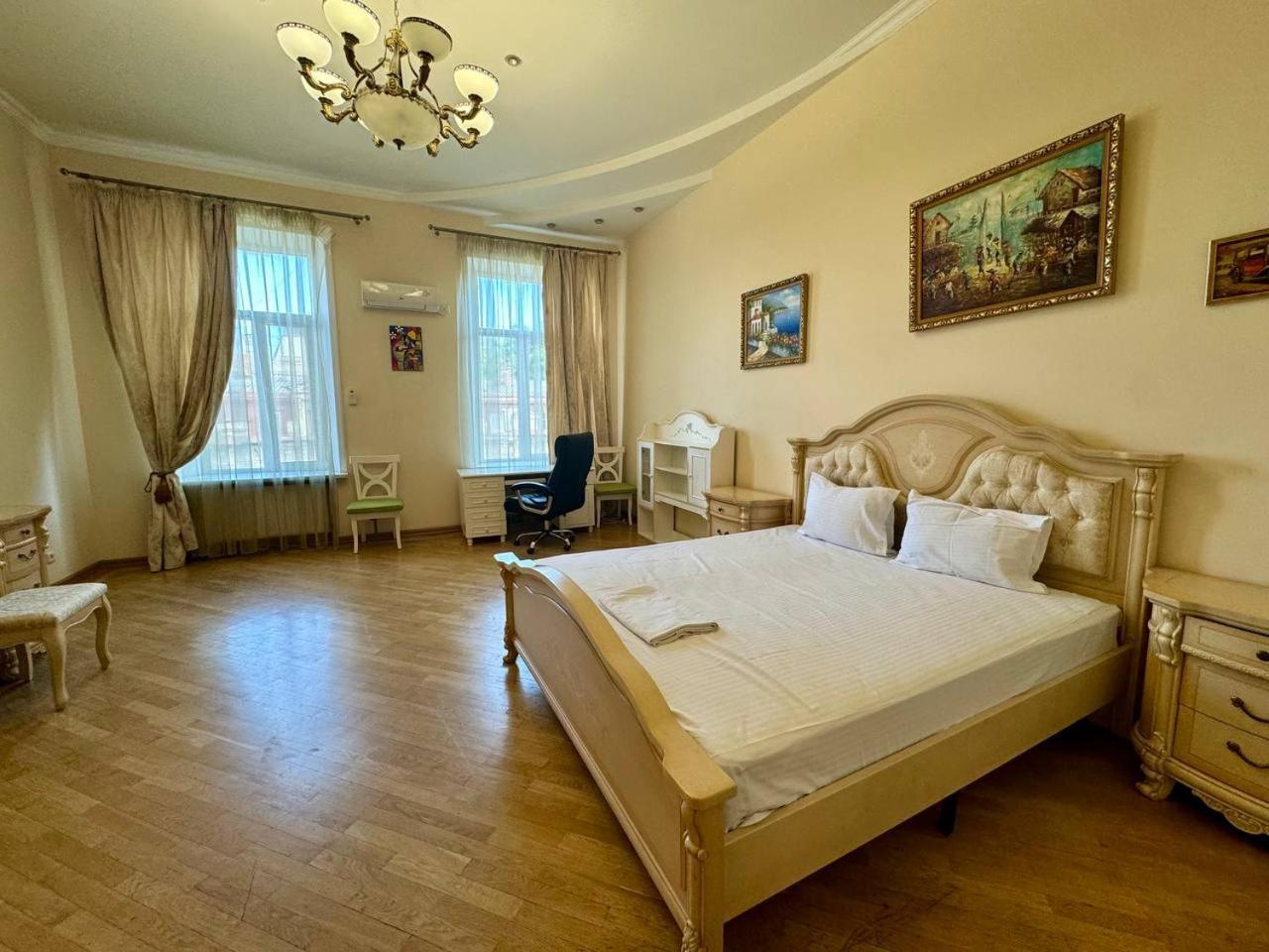 Central Apartments Odessa Luaran gambar